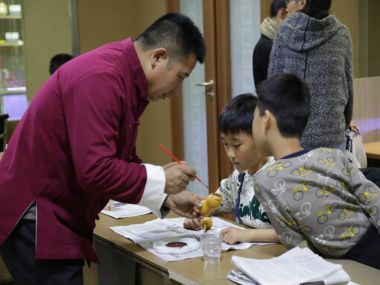 章丘市传统葫芦雕刻技艺：小葫芦蕴含大世界